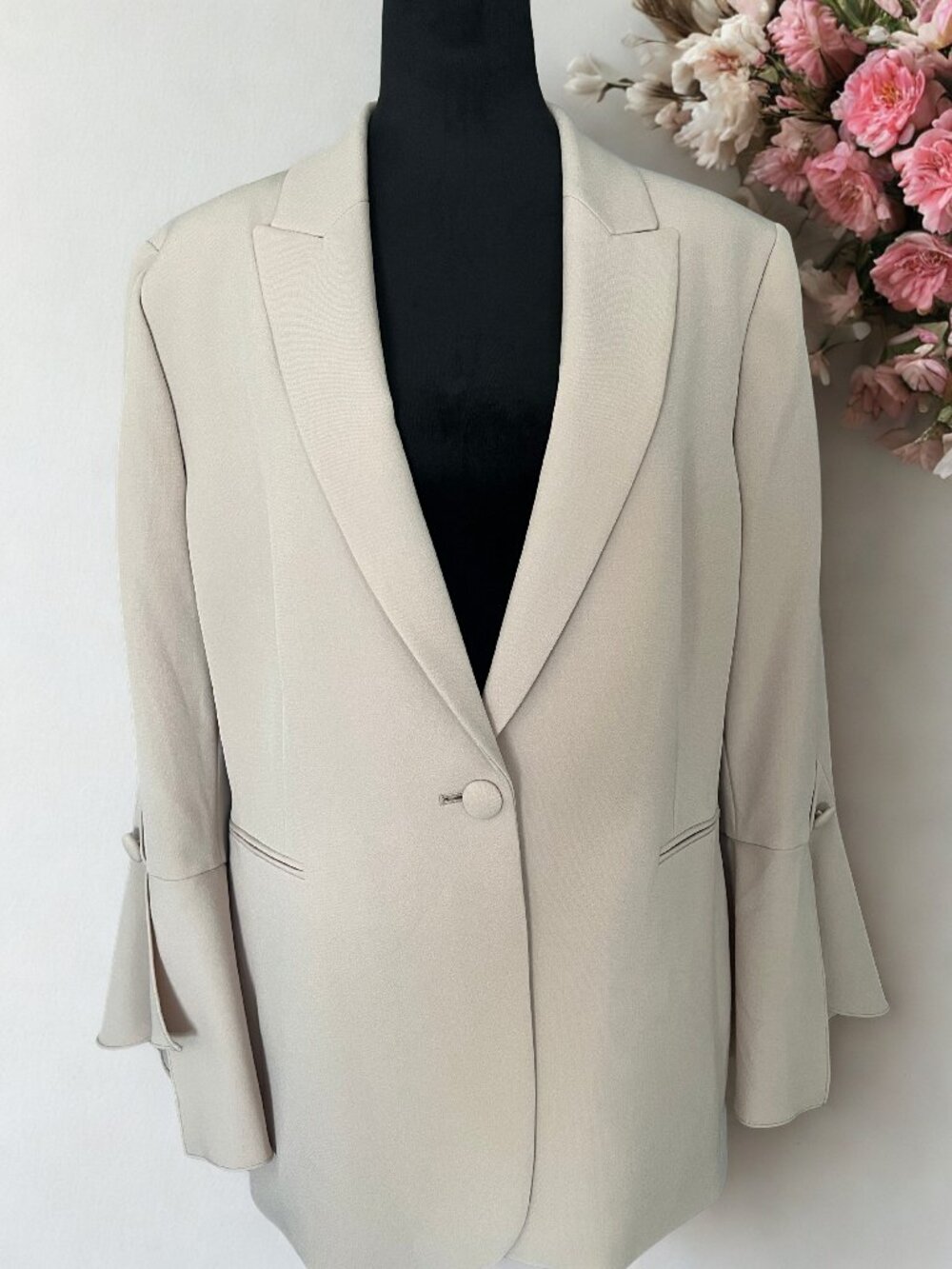 Preston & York Cream Blazer - Never Worn